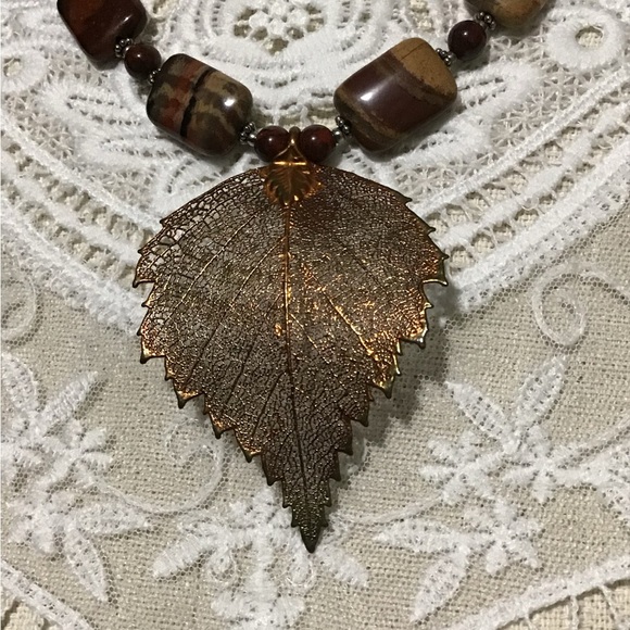 Gold Leaf Pendant on genuine jasperStones necklace. - Picture 7 of 8